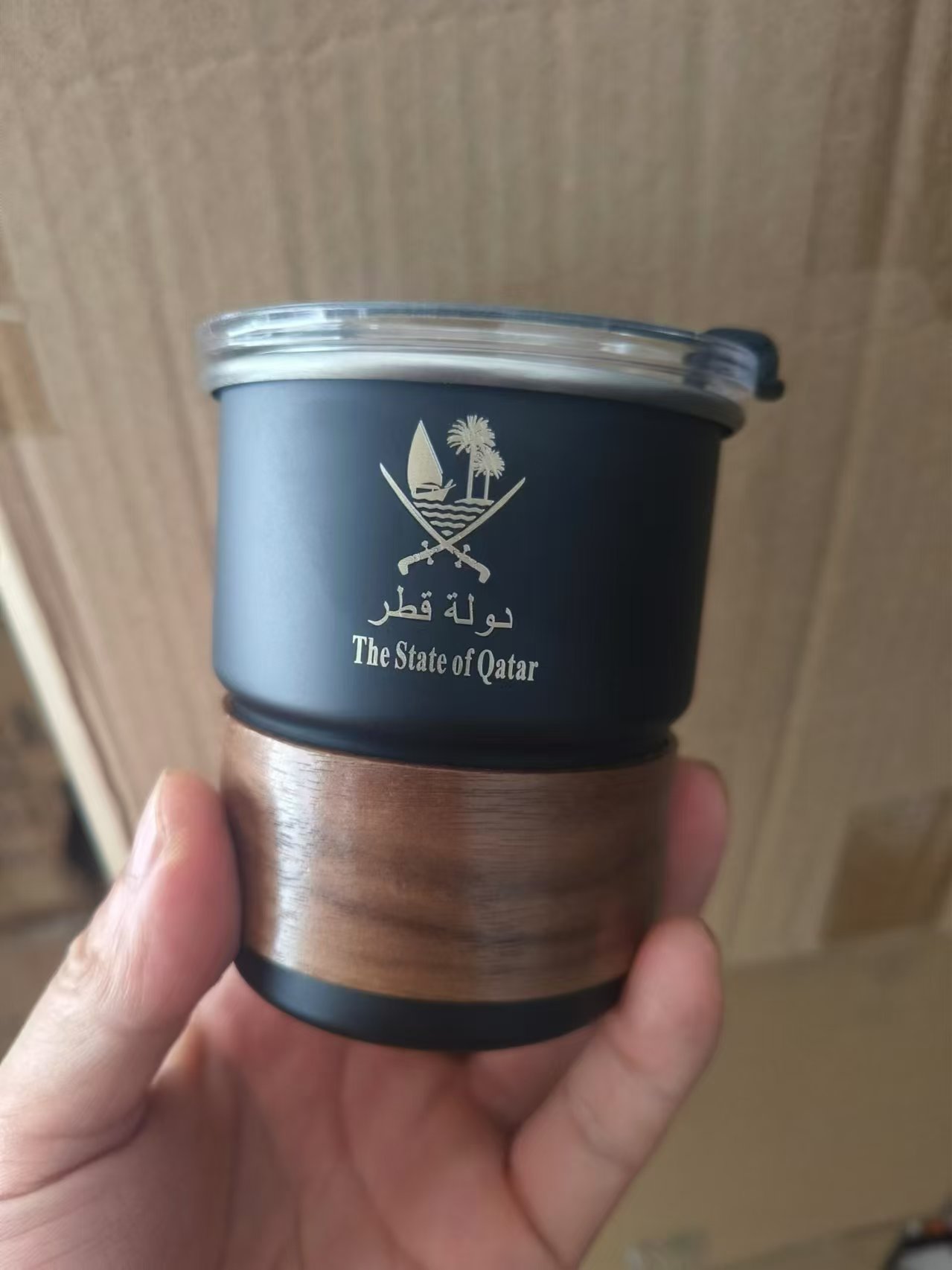 The State of Qatar Logo Stainl – Coffee Equipment Logo Bewertung und Preis